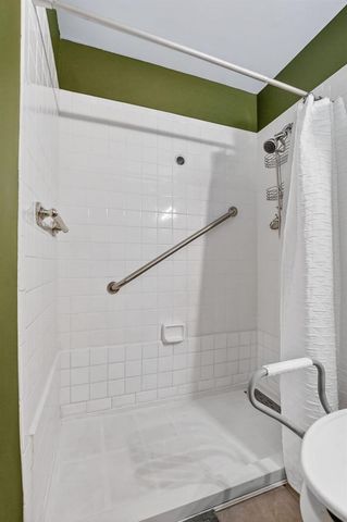 8353 Huntsman Place, Boca Raton, FL 33433