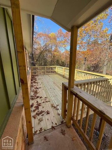 407 Dove Ln, Horseshoe Bend, AR 72512