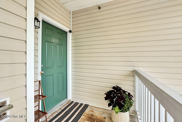 742 Indica Court Apt 301, Wilmington, NC 28405