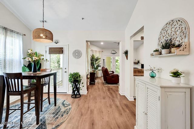 742 Indica Court Apt 301, Wilmington, NC 28405
