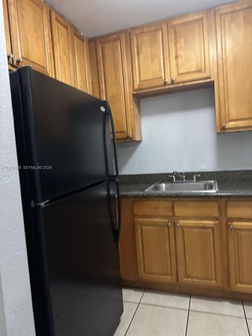 4251 NW 5th St 247, Plantation, FL 33317