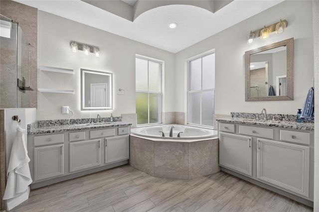 5713 SEA TROUT PLACE, Apollo Beach, FL 33572
