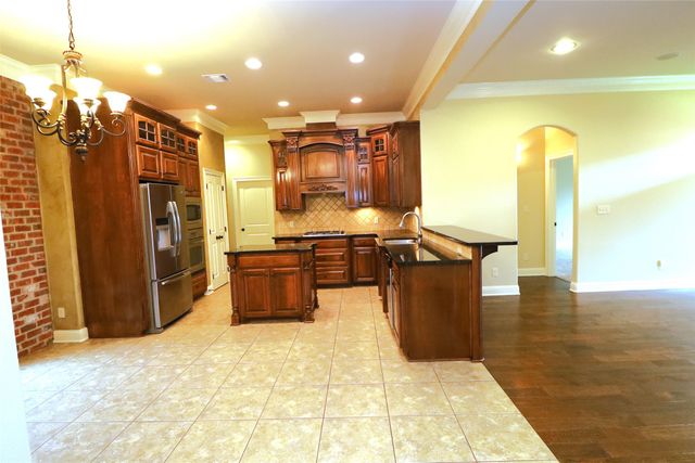 765 Dumaine Drive, Bossier City, LA 71111