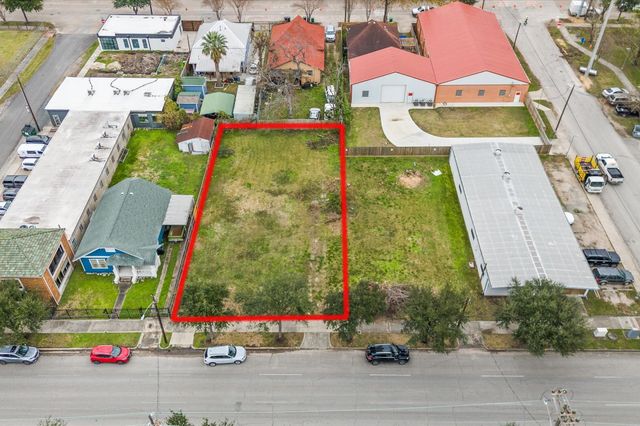 10 N Sampson Street, Houston, TX 77003