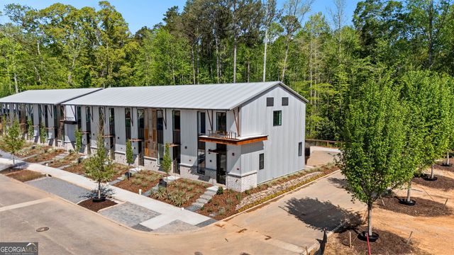 657 5th Street, Fayetteville, GA 30214
