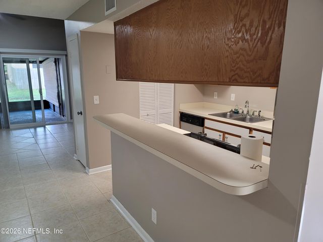 5553 GREATPINE Lane S, Jacksonville, FL 32244