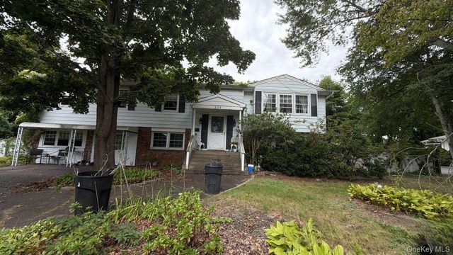 334 Sunrise Avenue, Sayville, NY 11782