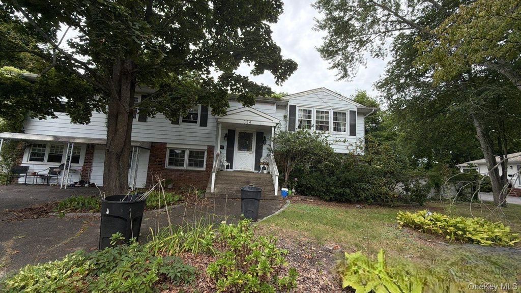 334 Sunrise Avenue, Sayville, NY 11782