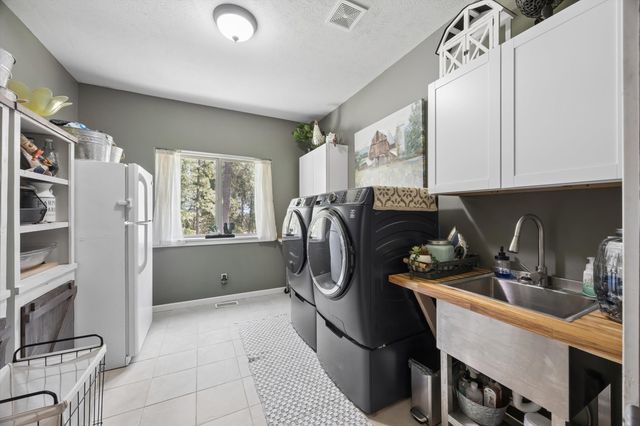 5055C S Swenson Rd, Deer Park, WA 99006