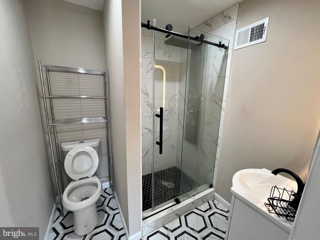 1416 N DOVER ST, Philadelphia, PA 19121