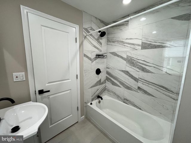 1416 N DOVER ST, Philadelphia, PA 19121