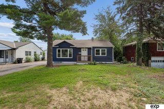6325 N 37th Street, Omaha, NE 68111