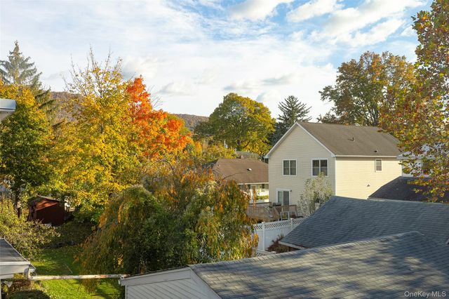 19 HENRY Street 4, Beacon, NY 12508