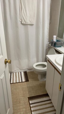 17485 NW 67th Court J-21, Hialeah, FL 33015