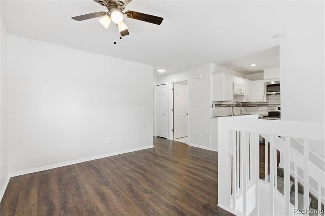 1825 Campau Farms Circle, Detroit, MI 48207