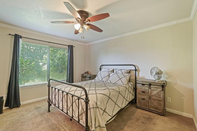 1951 Colombard Cir, Lodi, CA 95240