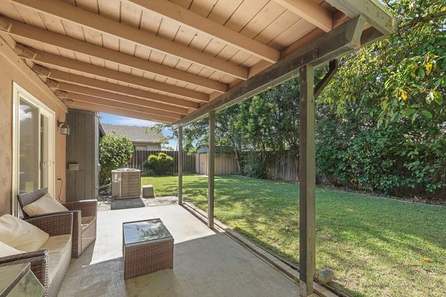 1951 Colombard Cir, Lodi, CA 95240