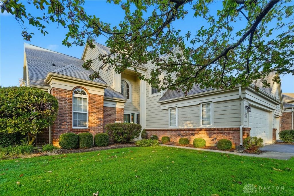 1120 Napa Ridge, Dayton, OH 45458