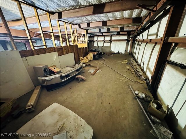 34494 S Hwy 59, Poteau, OK 74953