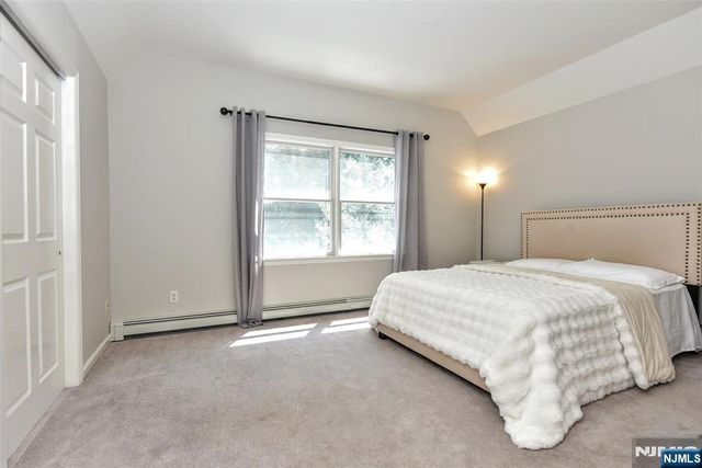 2 Concord Court, Mahwah, NJ 07430
