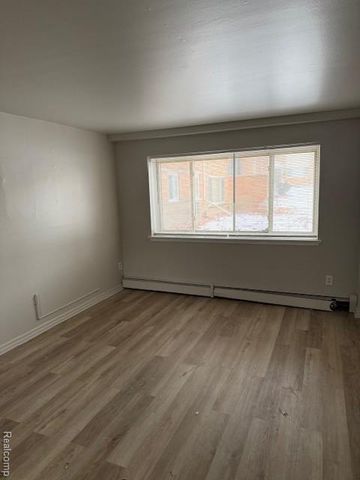 17270 Bentler Street, Detroit, MI 48219