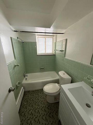 17270 Bentler Street, Detroit, MI 48219