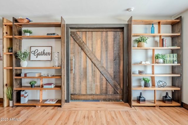 1 W Rice Drive, Tempe, AZ 85283