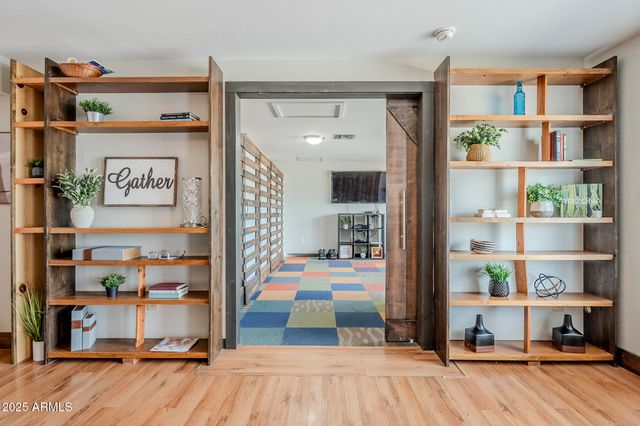 1 W Rice Drive, Tempe, AZ 85283