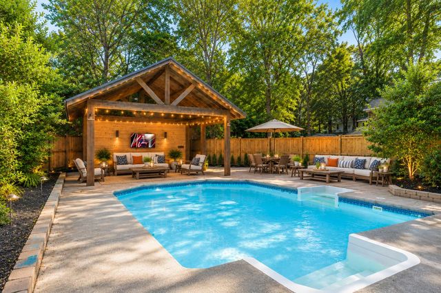 102 Caralana Circle, Summerville, SC 29485