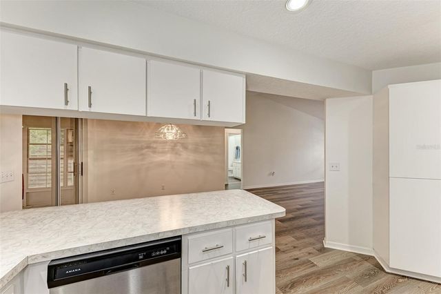 2046 OLD TREVOR WAY, Sarasota, FL 34232