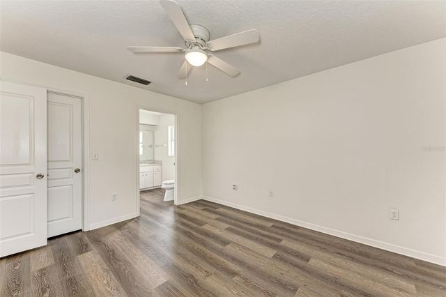 2046 OLD TREVOR WAY, Sarasota, FL 34232