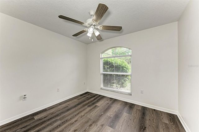 2046 OLD TREVOR WAY, Sarasota, FL 34232