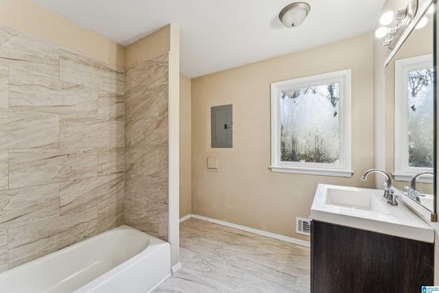 1017 JEFFERY DRIVE, Birmingham, AL 35235