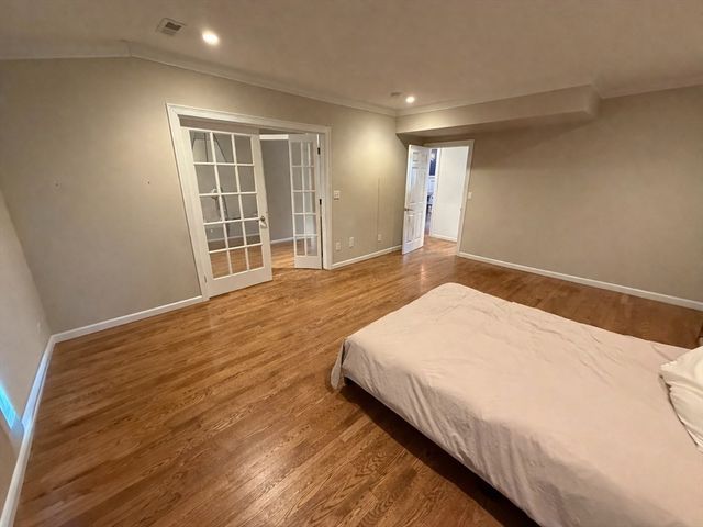 78 Highland Ave 78, Newton, MA 02460