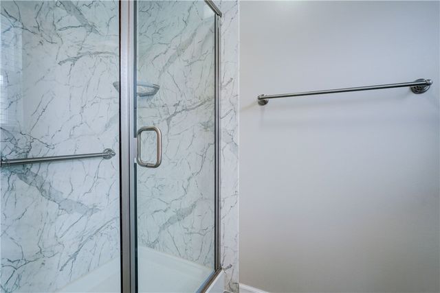 12 Gursslin Lane, Parma, NY 14468