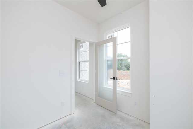 345 SW Bryant Road, Gentry, AR 72734