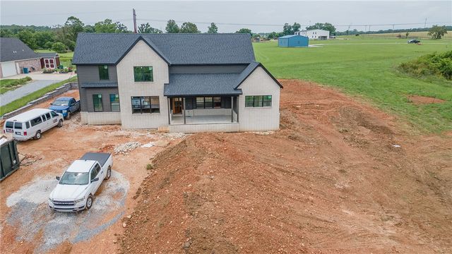 345 SW Bryant Road, Gentry, AR 72734