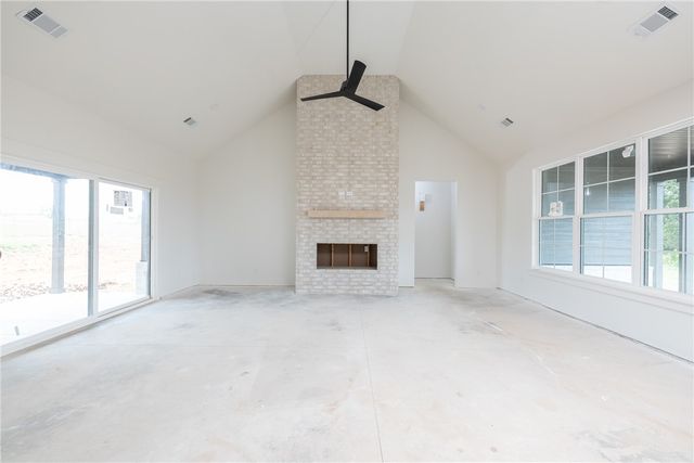 345 SW Bryant Road, Gentry, AR 72734