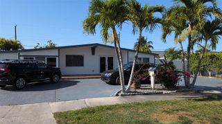 11525 SW 47th Ter, Miami, FL 33165