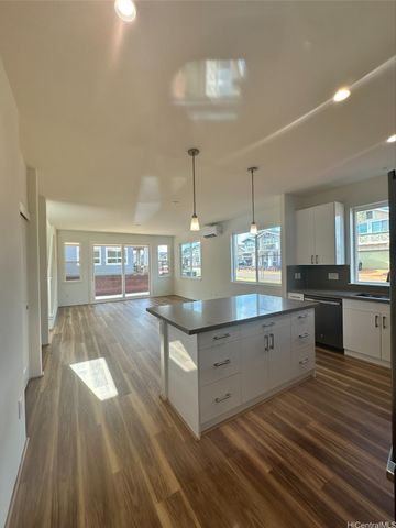 94-1614 Kolopu Street, Waipahu, HI 96797