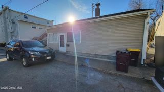 9 Penrose Avenue, Mechanicville, NY 12118