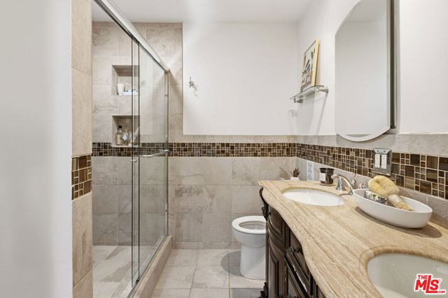 12415 Hammack Street, Los Angeles, CA 90066