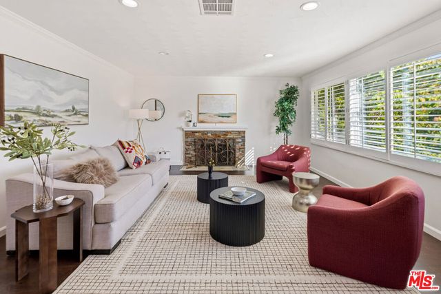 12415 Hammack Street, Los Angeles, CA 90066