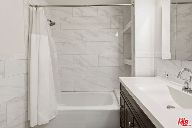 12415 Hammack Street, Los Angeles, CA 90066