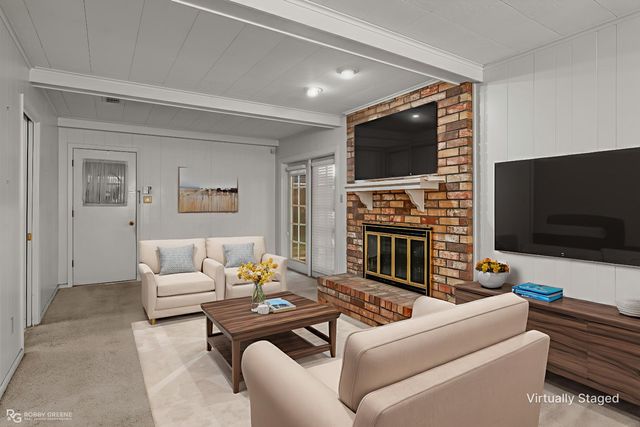 7325 Camelback Drive, Shreveport, LA 71105