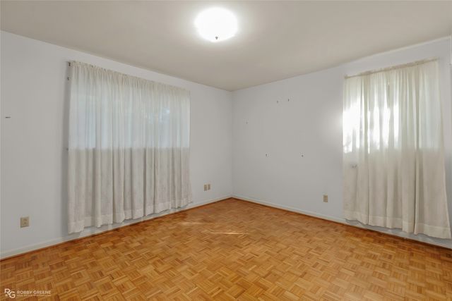 7325 Camelback Drive, Shreveport, LA 71105