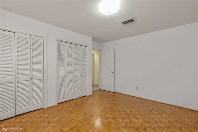 7325 Camelback Drive, Shreveport, LA 71105