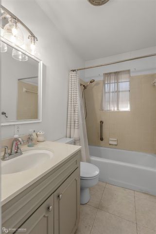 7325 Camelback Drive, Shreveport, LA 71105