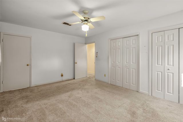 7325 Camelback Drive, Shreveport, LA 71105