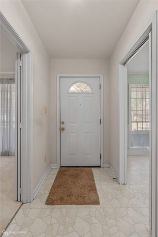 7325 Camelback Drive, Shreveport, LA 71105